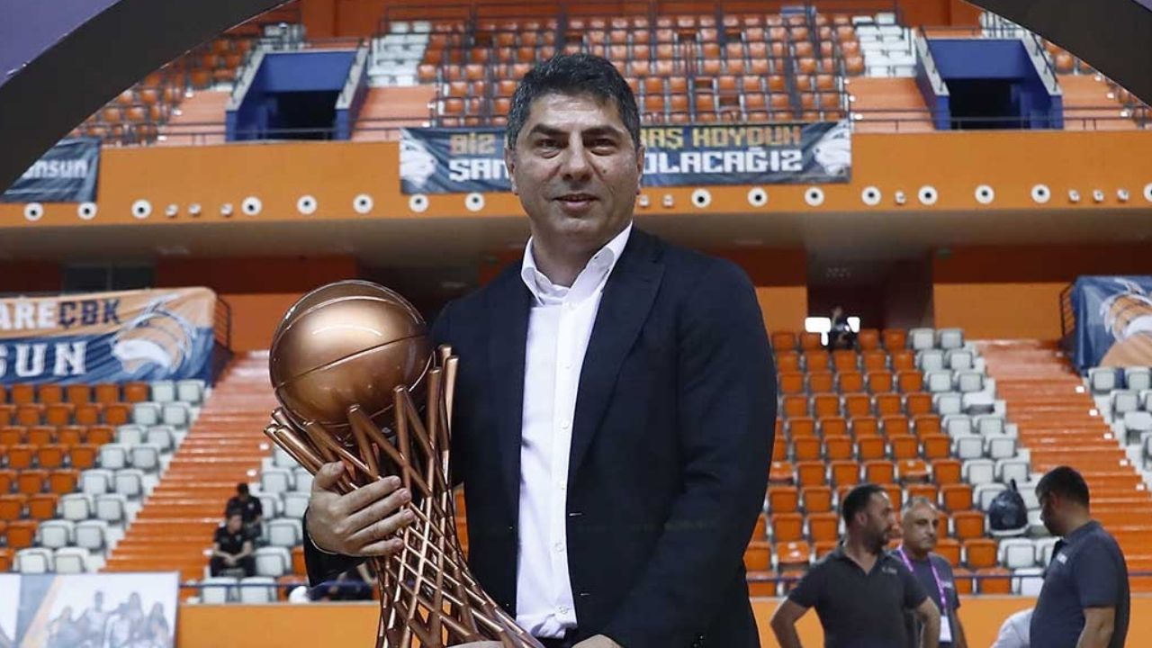 Fenerbahçe'de Aziz Yıldırım ve Hakan Safi tüm kozlarını oynuyor: İşte son gelişmeler Fenerbahçe'de Conte ve Maldini kararı seçimden önce belli olacak - Fenerbahçe Haberleri- Fenerbahçe Son Dakika Haberleri, Fenerbahçe Transfer Haberleri